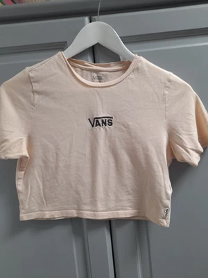 £4 • Buy Vans Cropped T.Shirt SizeXS