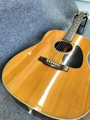 MARTIN D-28 Acoustic Guitar #24703 • $2277