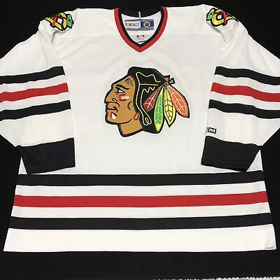 VTG Chicago Blackhawks NHL Jersey Hockey CCM Size XL White Jersey • $49.95