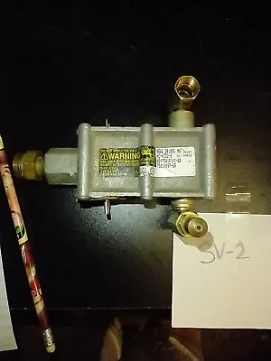 WHIRLPOOL OEM Gas Range Valve 7501P097-60 FREE SHIPPING • $35