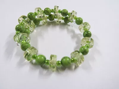 MEMORY WIRE BRACELET WITH GREEN ACRYLIC BEADS - 28cms LONG...CG1193 • £6