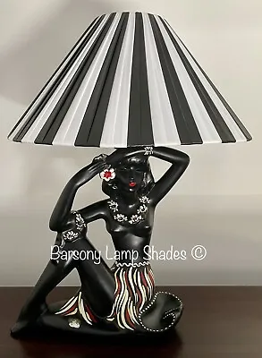 *LGE* WHITE & BLACK PLASTIC RIBBON LAMPSHADE BARSONY LADY LAMP - 4 Display Views • $110