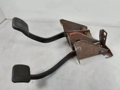 Jeep TJ Wrangler OEM Brake Clutch Pedal Manual Trans 2003 2004 2005 2006 85894 • $63