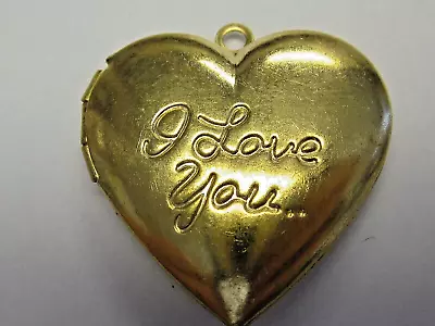 1 VTG BRASS I LOVE YOU 29mm X 29mm HEART LOCKET LOCKETS HEARTS NOS Pendant Charm • $6.74