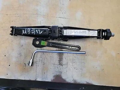 2013-2016 Mercedes Gl550 X166 Oem Hazard Spare Tire Jack Tool Lug Wrench  • $75