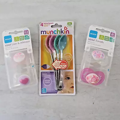 Munchkin White Hot Safety Spoons 4-Pack & 4 Mama Pacifiers Pink Girl Lot • $9.80