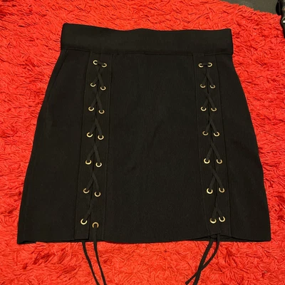 £10 • Buy Zara Lace Up Eyelet Knit Skirt Size L