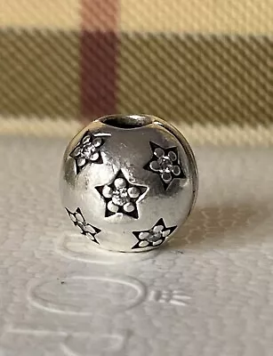 Genuine Pandora Twinkle Twinkle Star Clip Charm 791058CZ Retired • £23