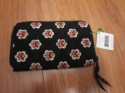 NWT ~ Vera Bradley Pirouette Zip Around Wallet • $24.99