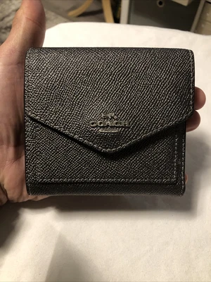 £39.99 • Buy COACH New York Ladies Metallic Grey/silver Bifold Purse Wallet.