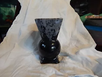 USA POTTERY VINTAGE Black & White Drip/speckled Vase With Black Base/free Ship • $25