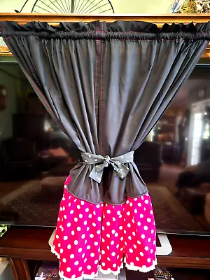 $48 • Buy Two New 51 X38  Nicely Made Custom Minnie Mouse Curtain Panals With A 43  Tie.