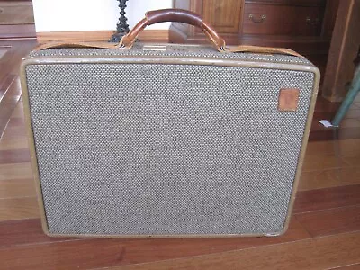 VTG Hartmann Luggage Tweed Belting Leather Briefcase Locking 18x13x5 Attaché • $97.95