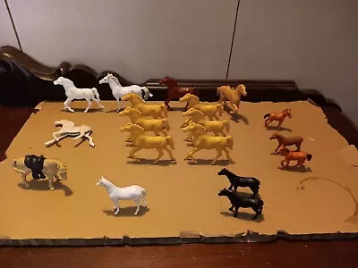 18Vintage And Modern Horses Cowboy/indian Western Sets • $19.99