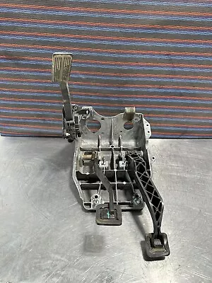 02 03 04 05 Dodge Ram Nv 3500 1500 2500 Manual Brake Clutch Pedal Assembly  • $250