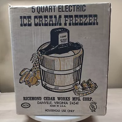 VINTAGE Richmond Cedar Works 5 Quart Ice Cream Freezer Maker Bucket USA  • $54.99