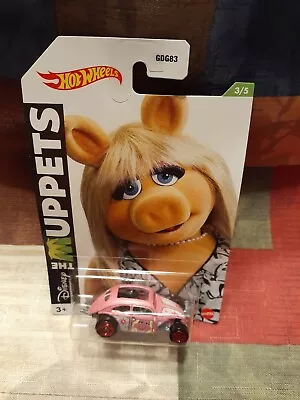 Miss Piggy Custom Volkswagon VW Beetle Car Hotwheels The Muppets Disney • $5.91