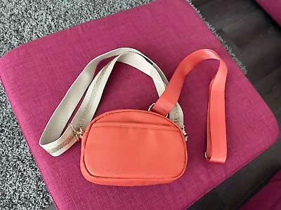 BNWT Small Orange Handbag With Interchangeable Straps • £0.99