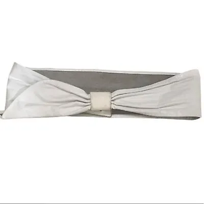 Vintage 1980s White Leather Bow Belt High Waist XXS To XS • $19.99