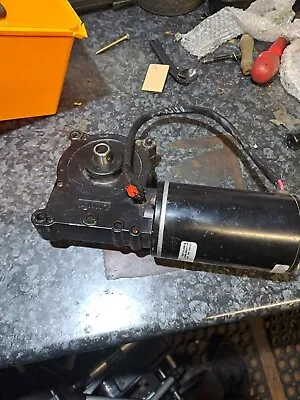 Linix Motor And Gearbox 12v Dc 200w 4400 Rev/min • £40