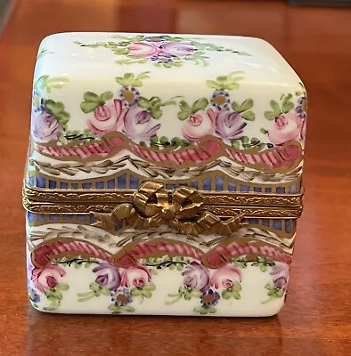 Limoges Hinged Box With Three Perfume Bottles Inside • $40