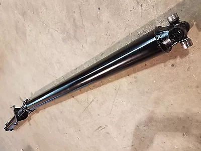 2004-2007 Silv/sierra 2500 Crew Cab Long Bed- New 2 Piece Drive Shaft- 15713642 • $609.99