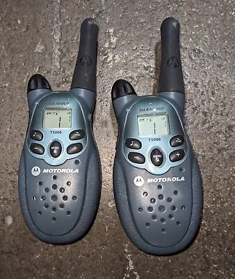 (2) Motorola Talkabout T5000 Two-Way Radios Tested And Work  • $15