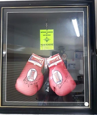 $300 • Buy ANTHONY MUNDINE  THE MAN  VS IAN MCLEOD BOXING GLOVES SIGNED Memorabilia 