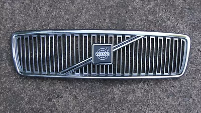 VOLVO Grille 1998 S70 C70 V70 Black Label 9127580 • $59.50