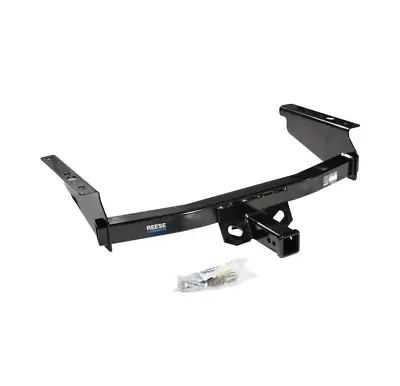 Reese Towpower 44082 Class III Trailer Hitch 2  Receiver For 02-07 Jeep Liberty • $193.95