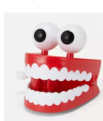 Jumping Wind Up-Teeth Chattering Smile Clockwork Beating Denture Mechanical Toy • $4.74