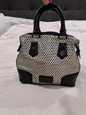 $100 • Buy Oroton Bag