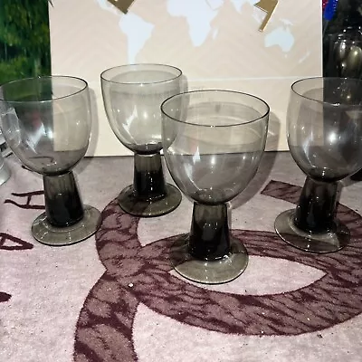 Fab Vintage Dartington Black Glasses Set Of 4 15 Cm Tall • £8