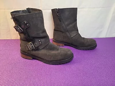 UGG Australia Uggs Womens Combat Boots With Niels Buckle Sheepskin Size 7 • $40