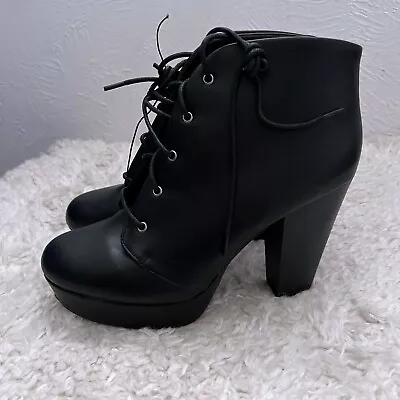 SODA Lace Up Ankle Booties Boot Chunky Block High Heel Platform Round Toe SZ 10 • $28.99