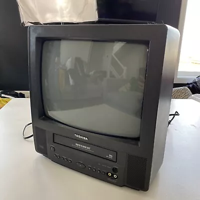 $249.99 • Buy Toshiba MV13KC3R 13  TV VCR VHS Tape Player Combo Gaming TESTED - No Remote