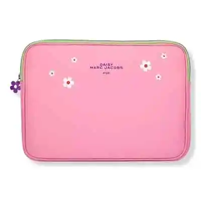 Marc Jacobs Daisy Pop Laptop Case • $20