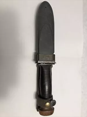 WWII U.S. Navy Mark 1 Robeson Shuredge No. 20 Fighting Knife + USN Mk 1 Sheath  • $350