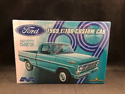 Moebius 1969 Ford F-100 Custom Cab Short Bed Pickup 1:25 Scale Model Kit 1227 • $40