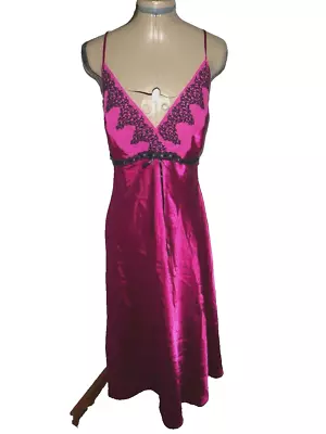 Vintage Delicates Satiny Fuchsia  & Black Lace Peignoir Set Robe Nightgown XL • $48.99