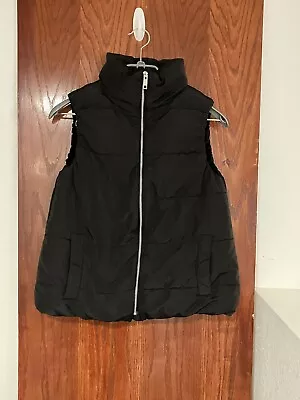 H&M Woman’s Puffer Vest Size Small Black Full Zip • $22.50