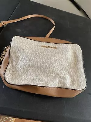 Michael Kors Off-white And Tan Mini Purse With Gold Accents • $20