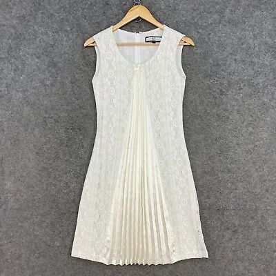 Nicola Finetti Dress Womens 6 Cream White Lace Sleeveless Sheath Lined J22506 • $21.95