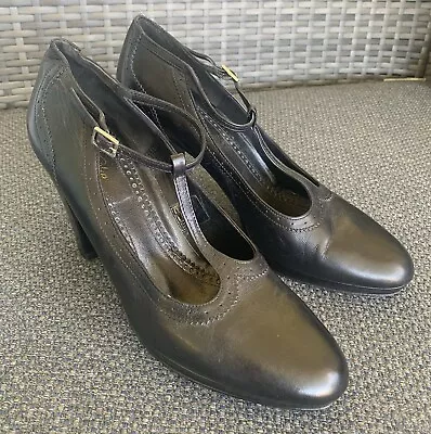 Brooks Brothers Women’s 10 T-Strap Leather Black Heels Italian Made • $49