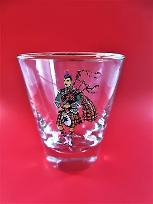 Vintage 50s Highlander Etched Whiskey Glass Royal Stewart Scottish Bagpiper 5 Oz • $13.49