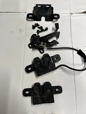 Genuine Volvo Xc60 Radiator Support Hood Locks Latch L R Safety Lock 2010-15 • $145