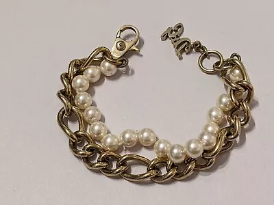 D&G Dolce And Gabbana Faux Pearl Chain Bracelet  • £39.99