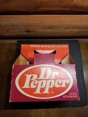 VINTAGE Dr Pepper 10 2 And 4 O'Clock Six 10 Ounce Bottles Carrier • $10