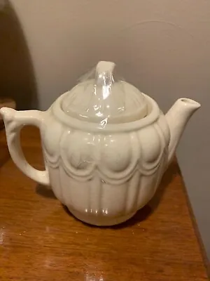 Vintage Usa Pottery Tea Pot Cream Color • $15