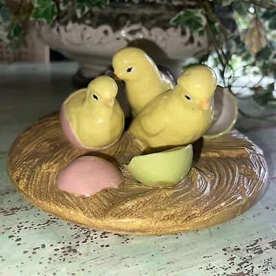 Vintage Chicks With Eggs Spring Easter Chick Ceramic Display 7  Diameter • $15.99